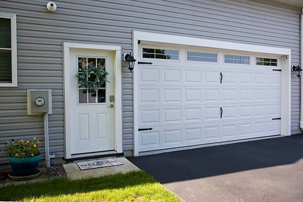 24/7 Emergency Garage Door Installation experts in Cullowhee, NC